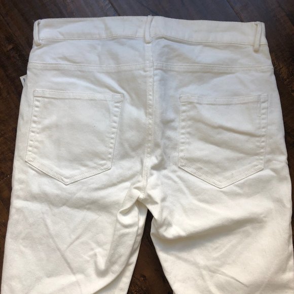 Max Studio London Skinny Essentials Jeans - Picture 4 of 5